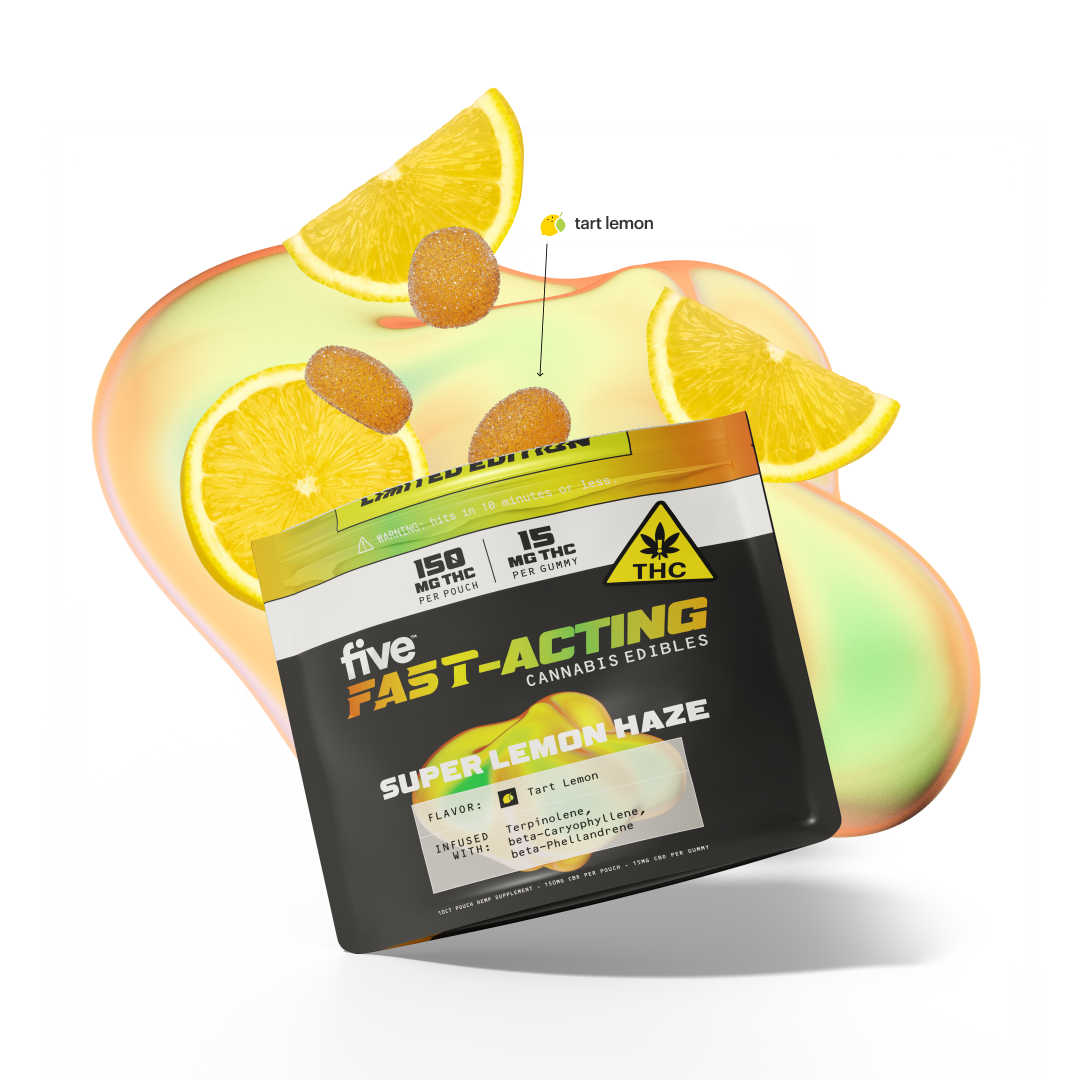 Fast-Acting cannabis gummy pouch 'Super Lemon Haze' with lemon slices and tart lemon gummies